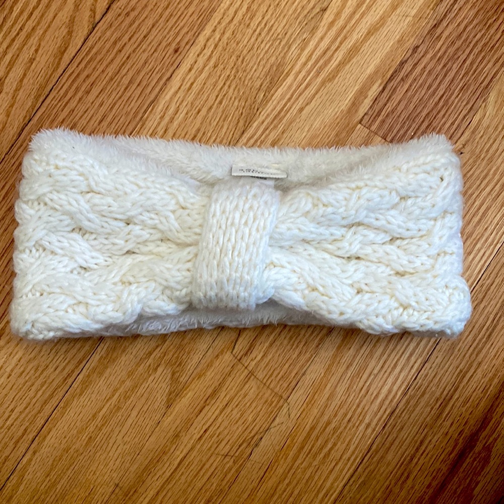 Cream fleece lined knotted headband! OS and like new!